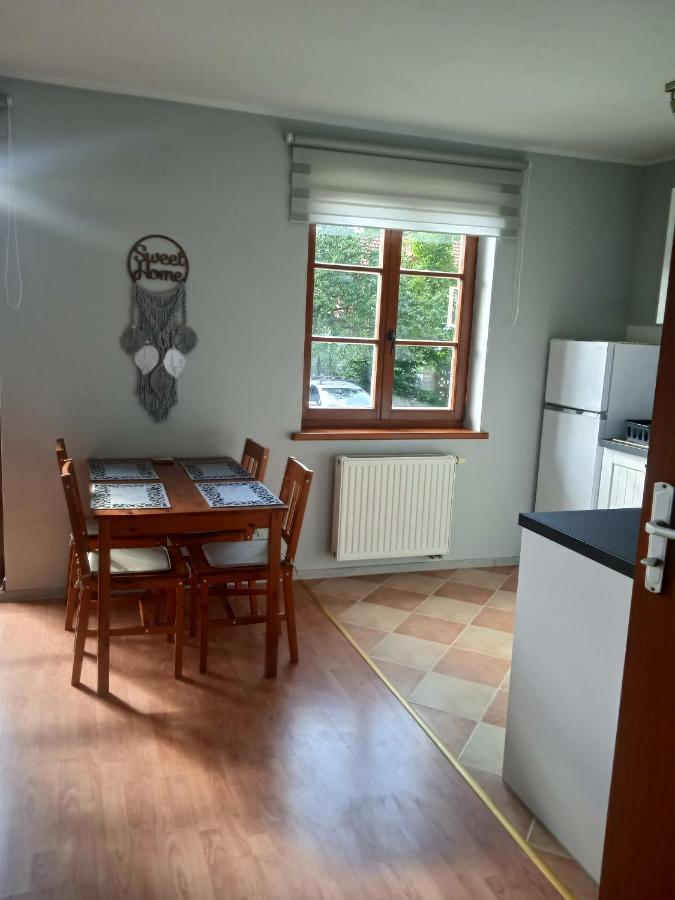 Sloneczny Apartament W Centrum Pieknych Karkonoszy يلينيا غورا المظهر الخارجي الصورة